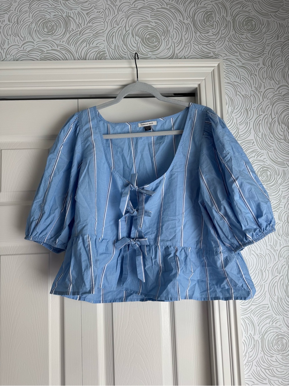 American Eagle Top